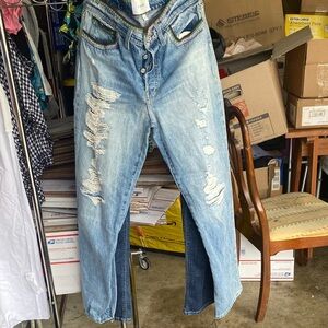 Frame Denim Blue Jeans with Embroidered Detail